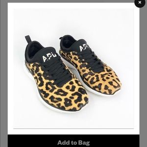 APL Techloom Phantom Calf Hair
Leopard/cheetah Sneakers size 6.5 (see flaw)